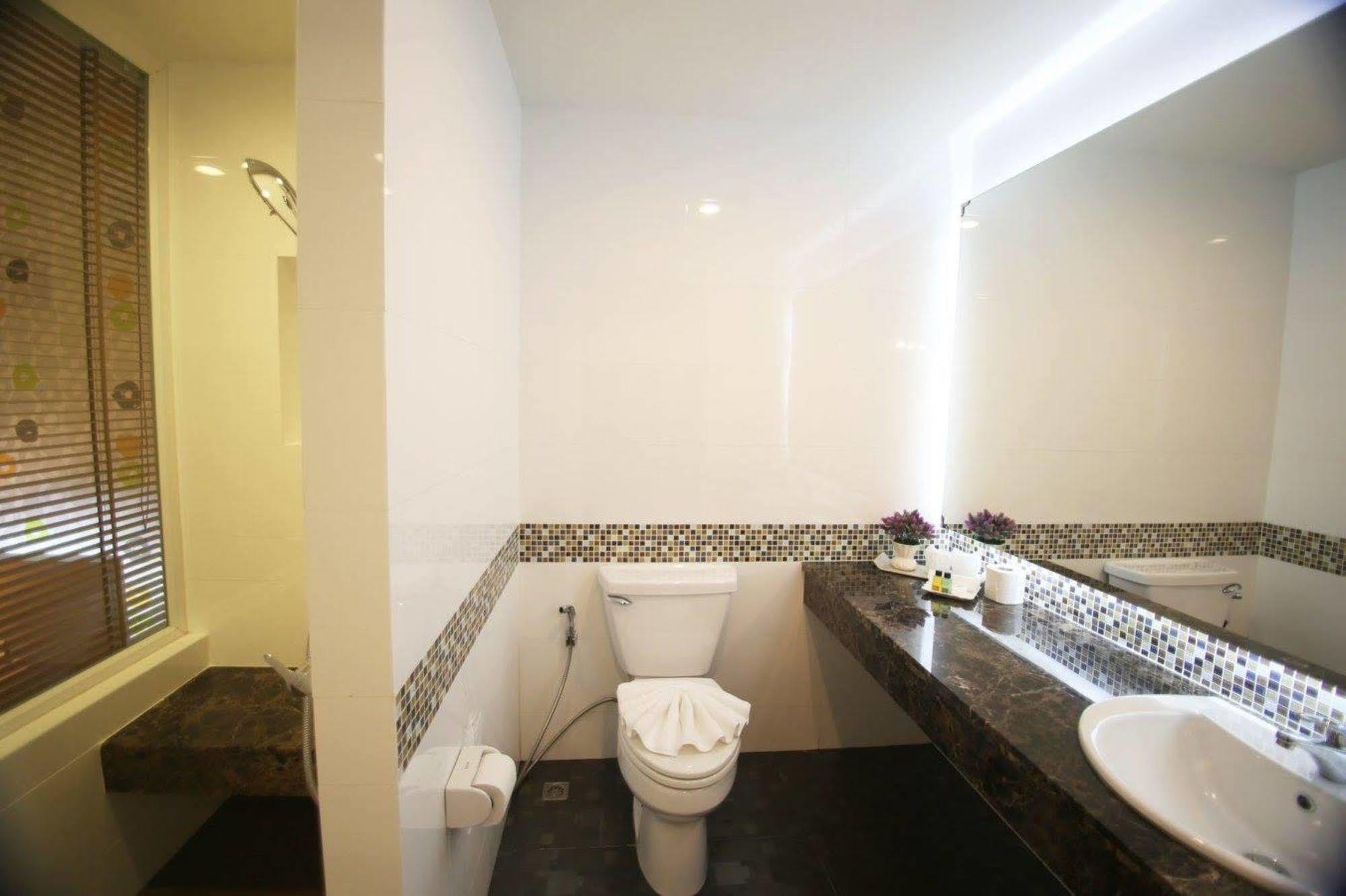 Trebel Service Apartment