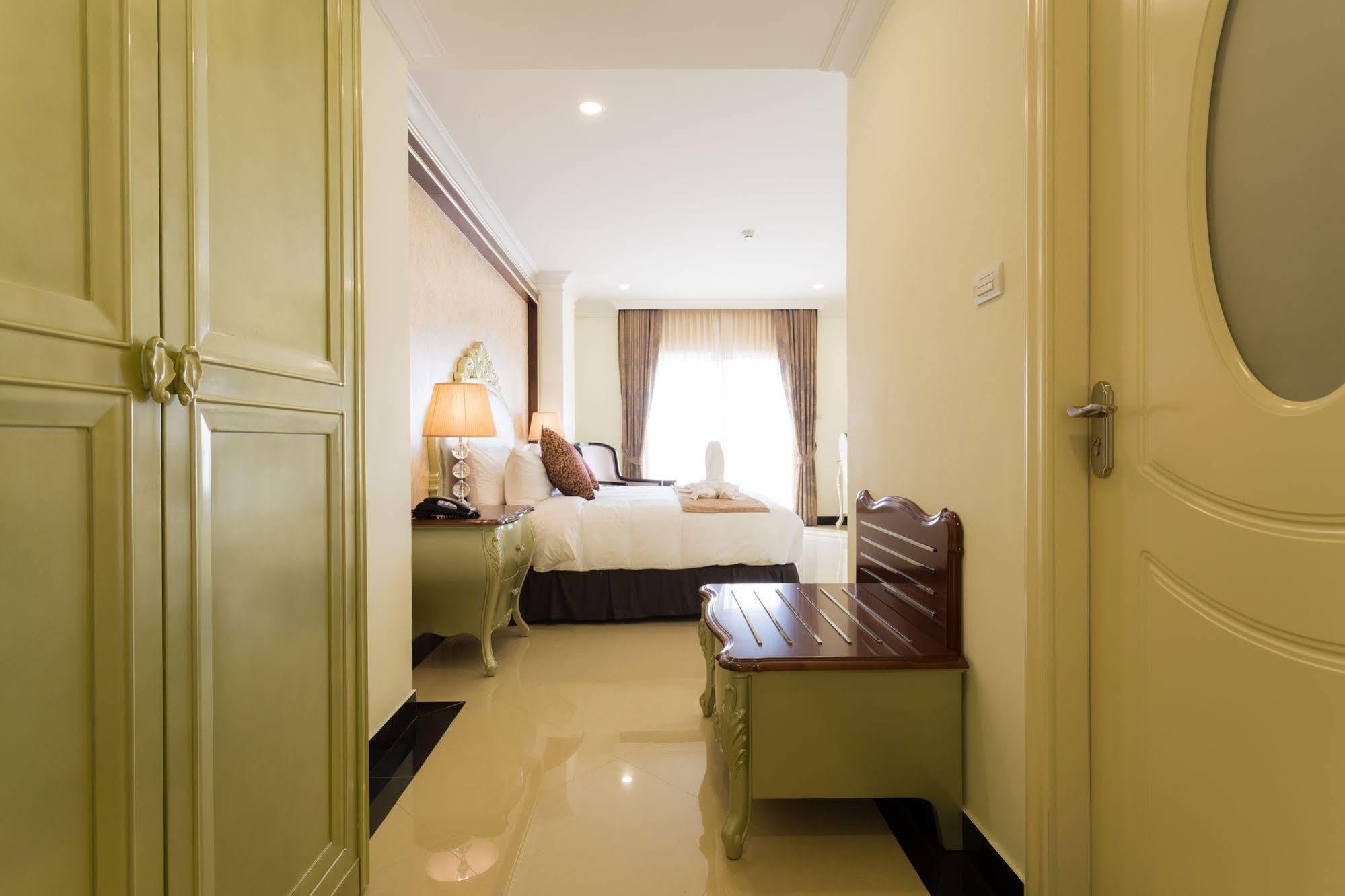 Hotel Crystal 5*