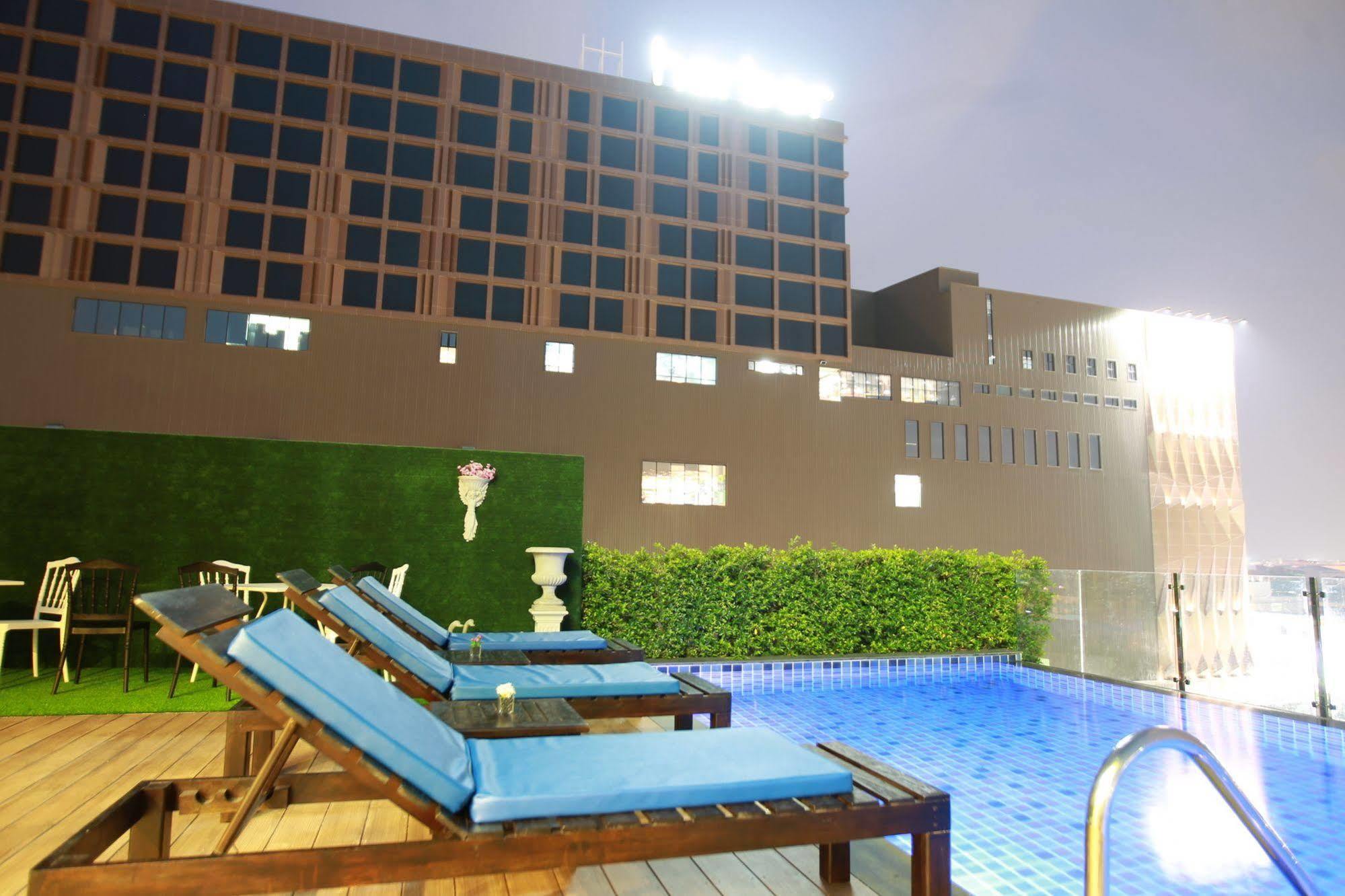 Levana Pattaya Hotel - Sha Extra Plus Hotel 3*