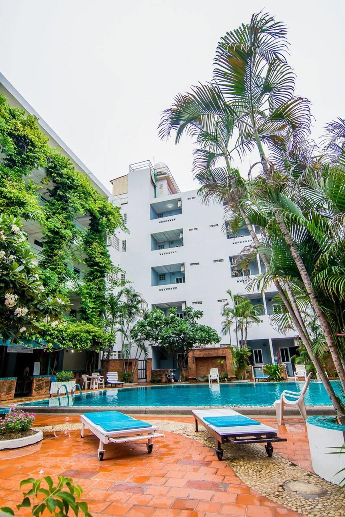 Sutus Court 1 Hotel Pattaya