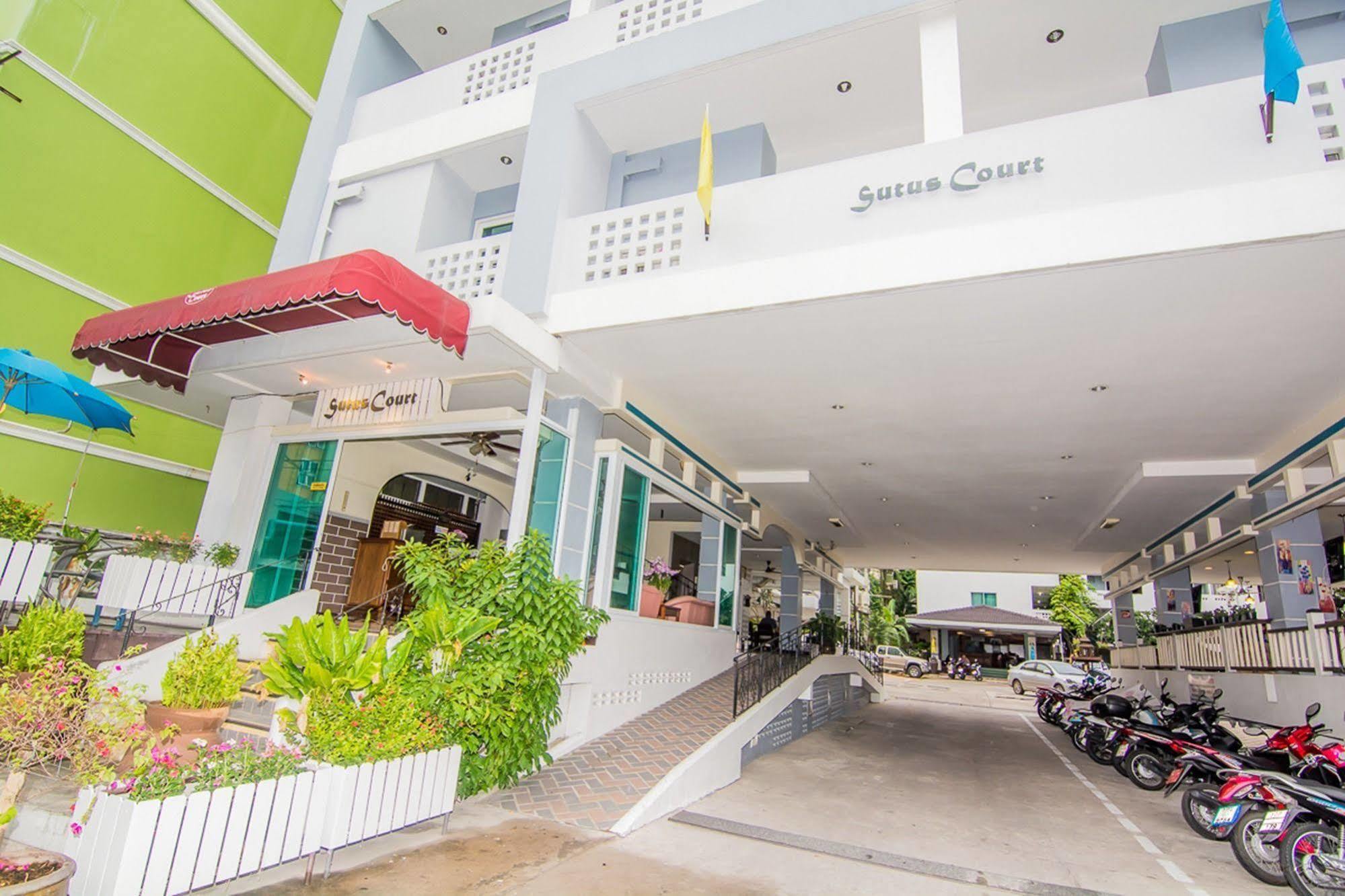 Sutus Court 1 3* Pattaya