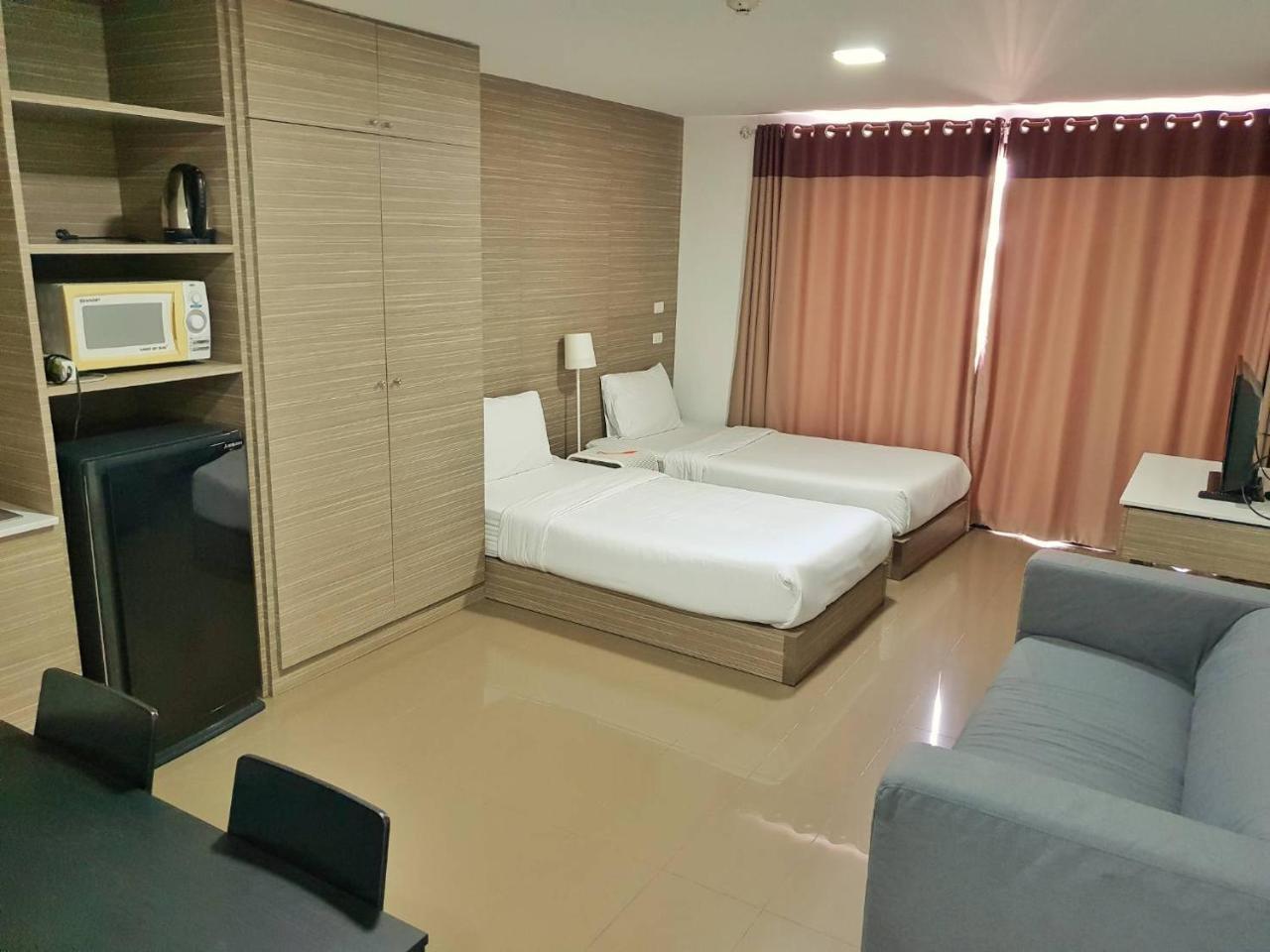 Mooks Aparthotel 2*
