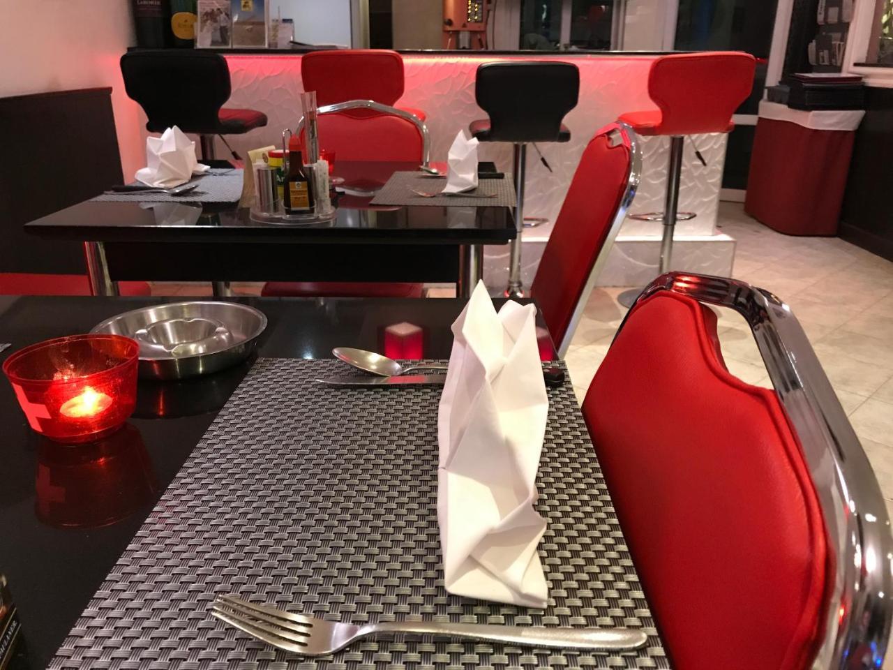 Hotel Swiss Food Restaurant And For Rent