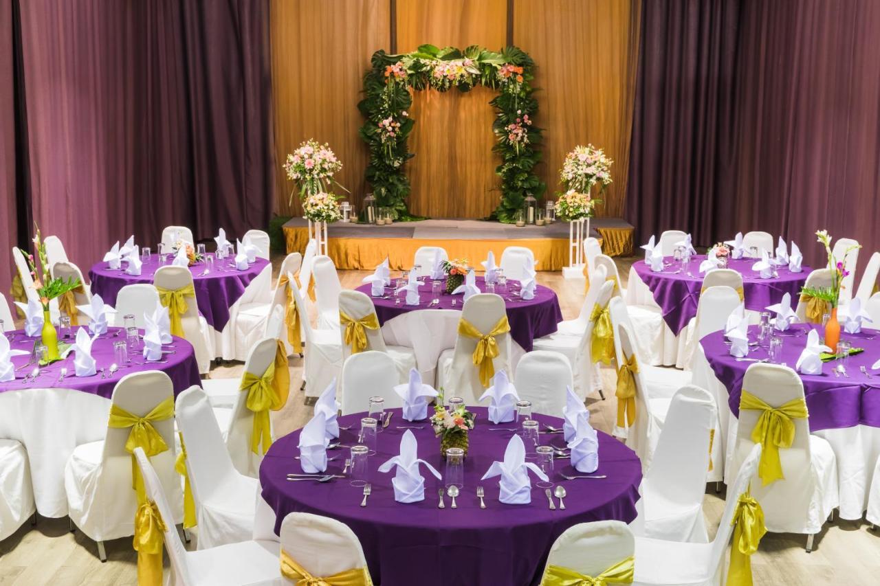 Sandalay 4*