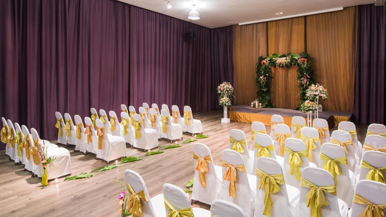 Sandalay 4*