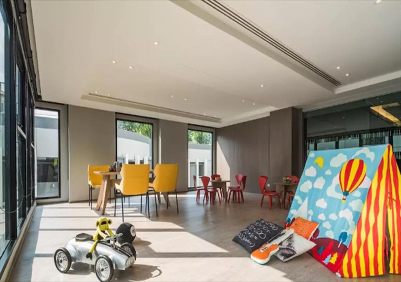 Apartment The Base