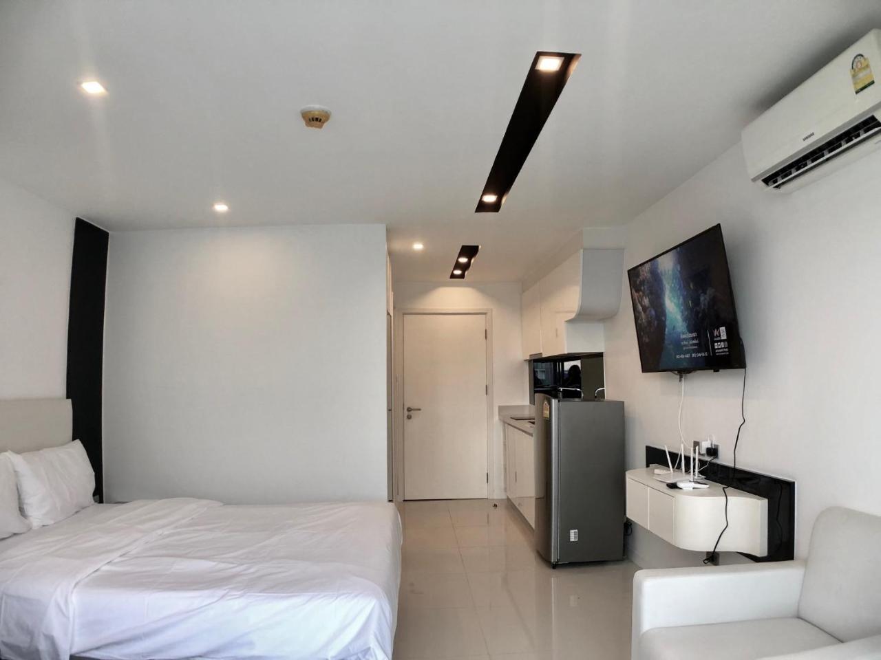 Center By Sunny Apartment