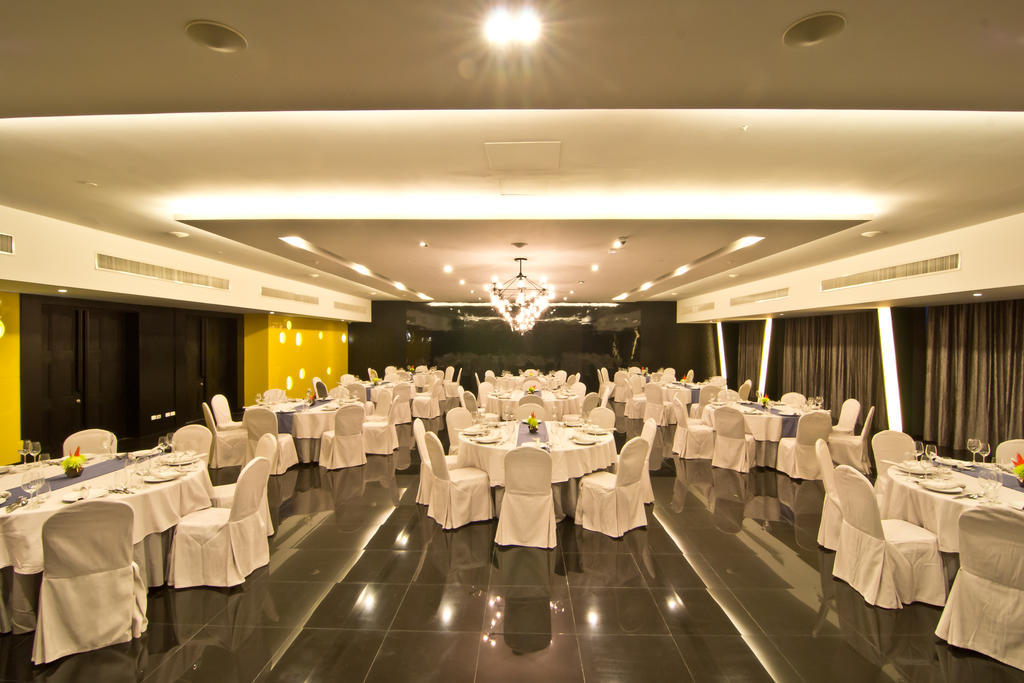 Tsix5 Hotel