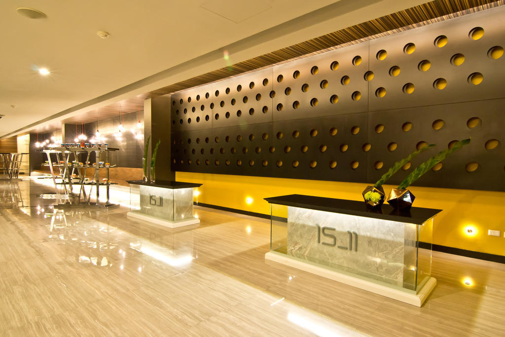 Tsix5 4* Pattaya