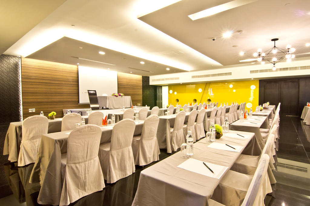 Hotel Tsix5 4*