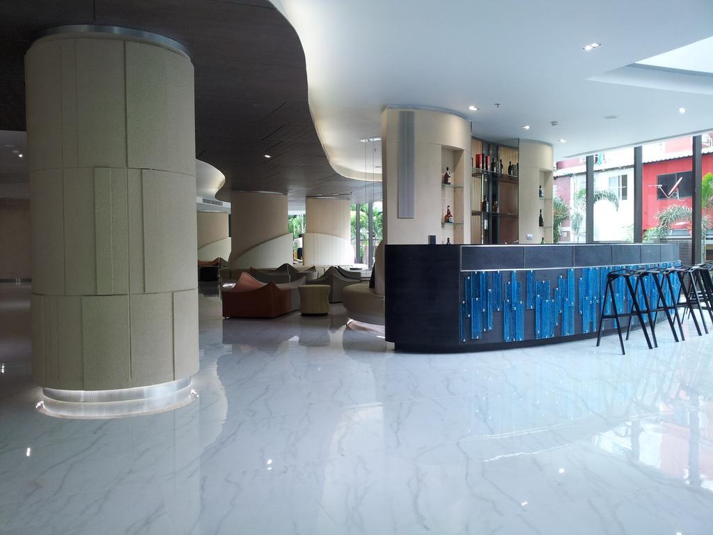 Discovery - Sha Extra 4*