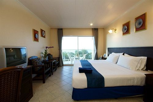 Hotel Cross Pratamnak 5*