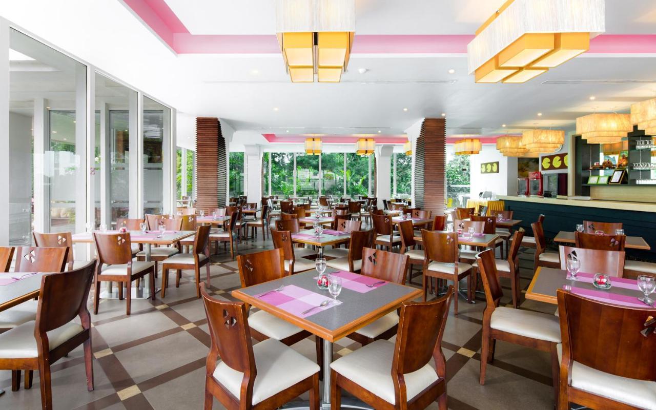 Aiyara Grand Hotel