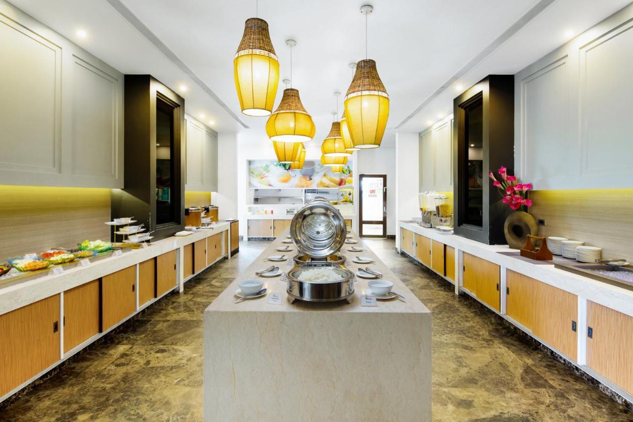 Hotel Aiyara Grand