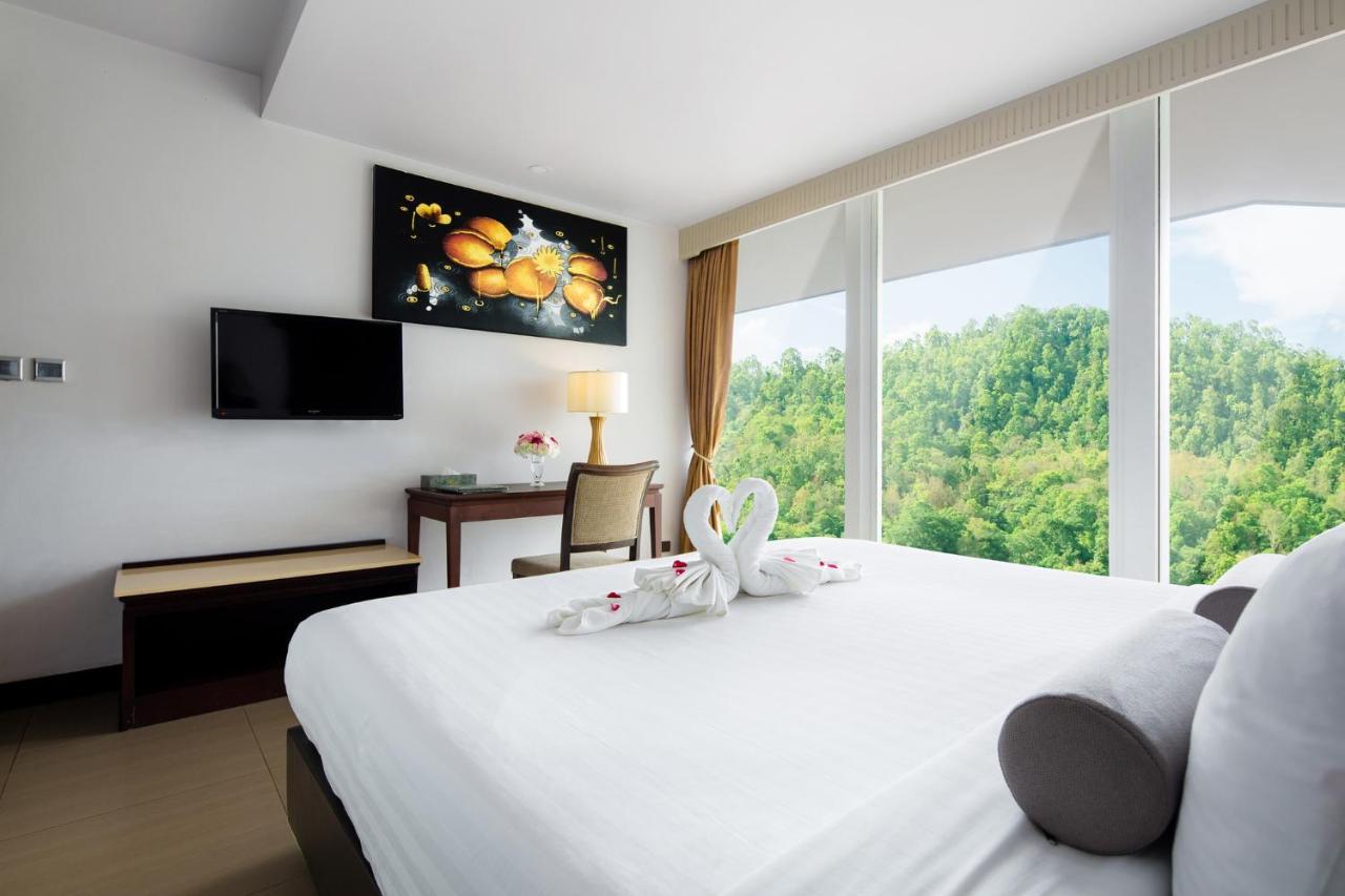 Hotel Aiyara Grand
