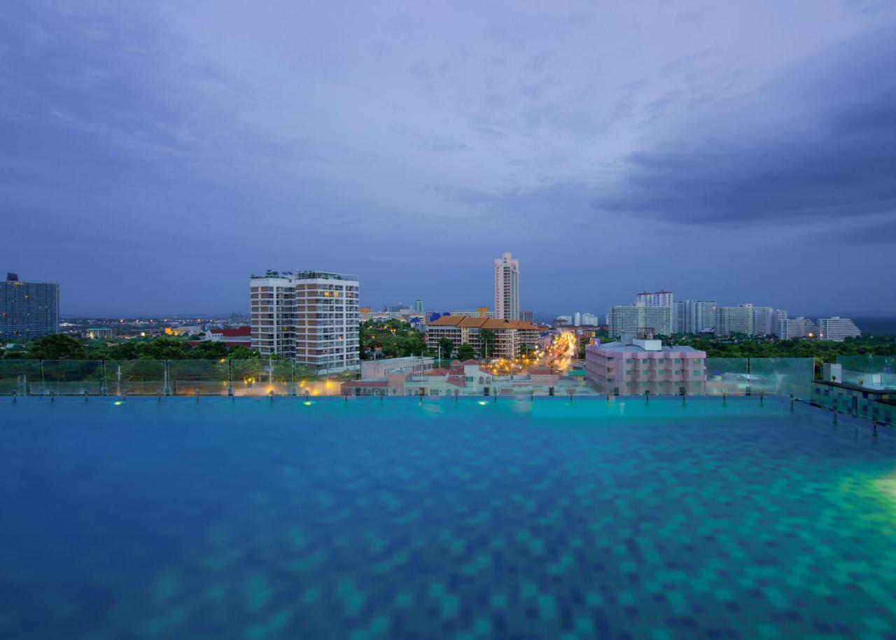 Aiyara Grand Hotel