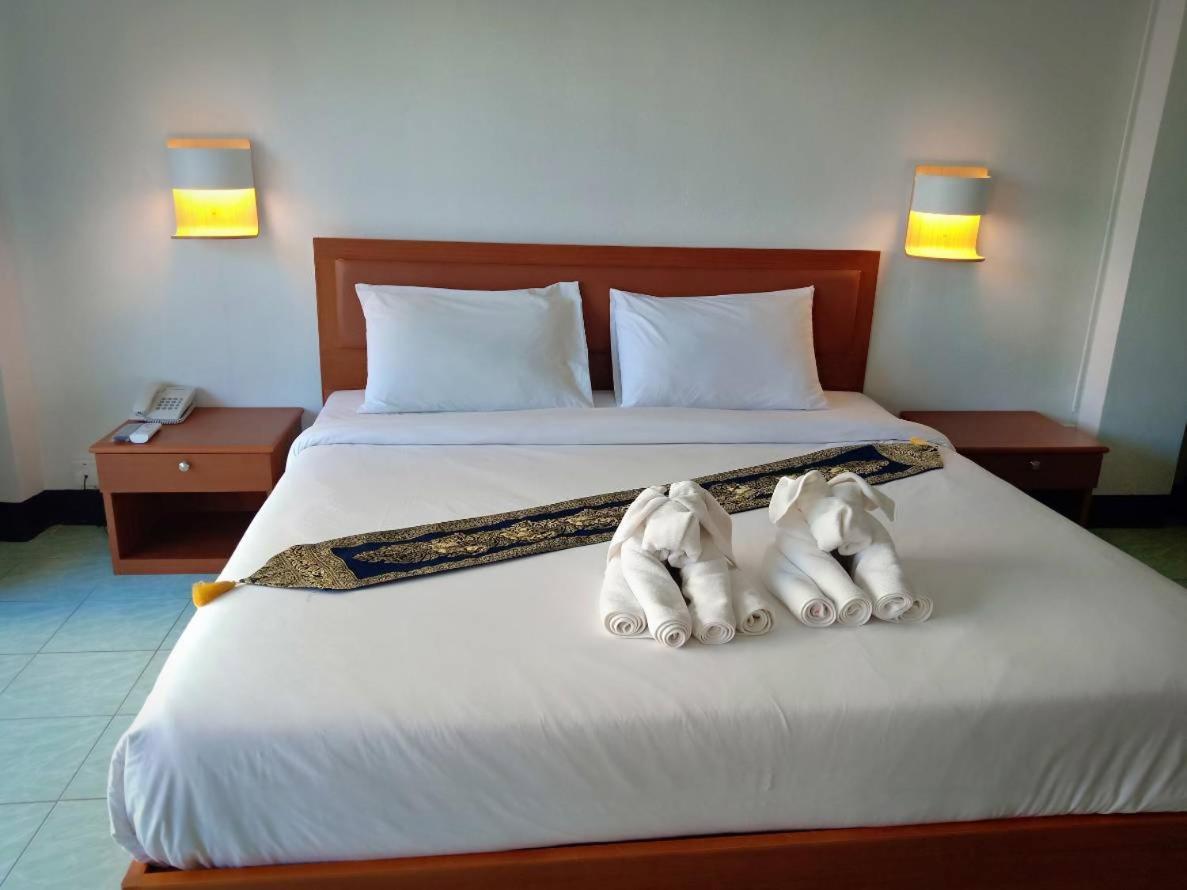 Liya Hotel