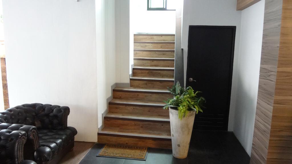 รีสอร์ท Golden Cliff House