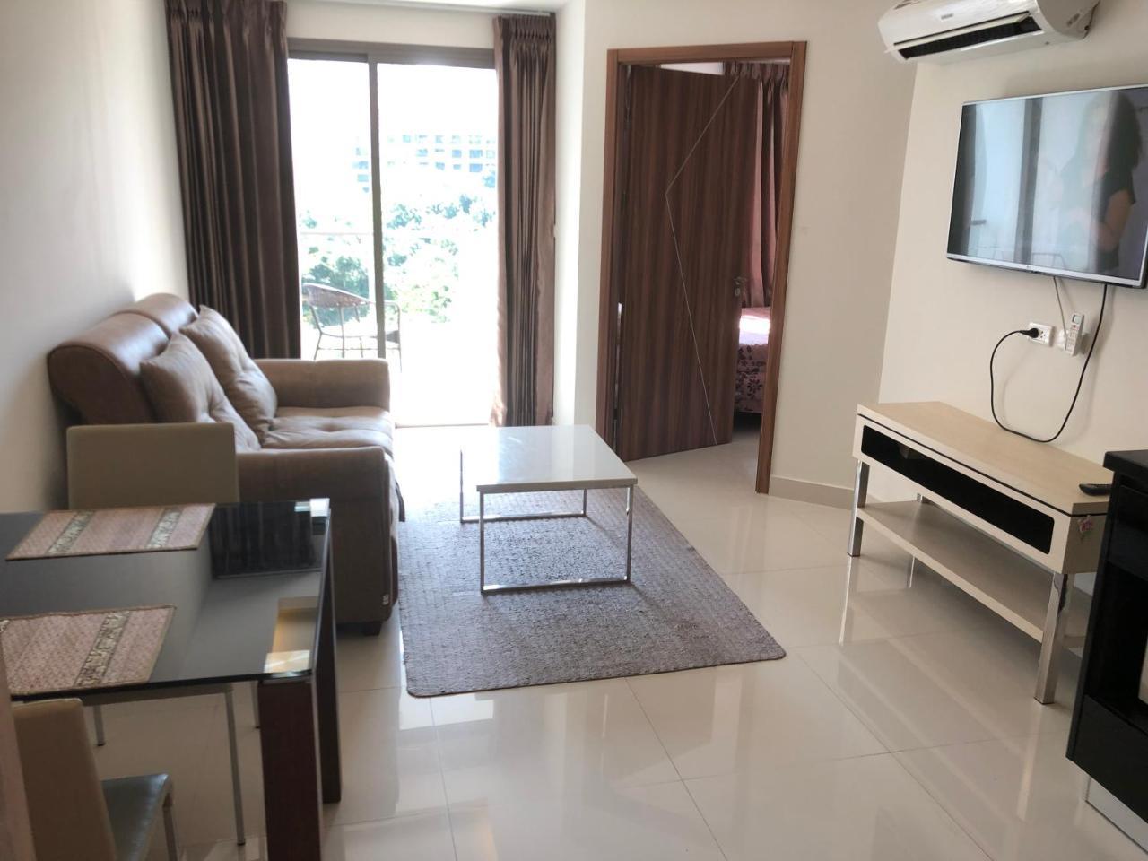 Apartment Club Royal Wongamat *