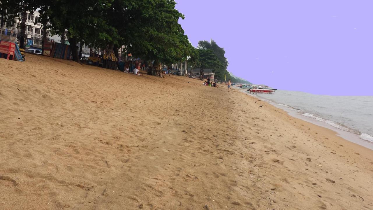 Germania Apartment Pattaya