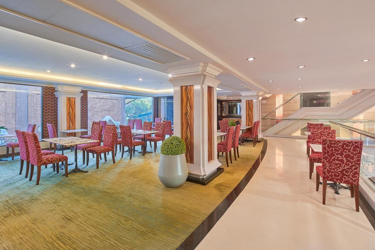 Tempat peranginan Floral - Dolphin Circle 4*
