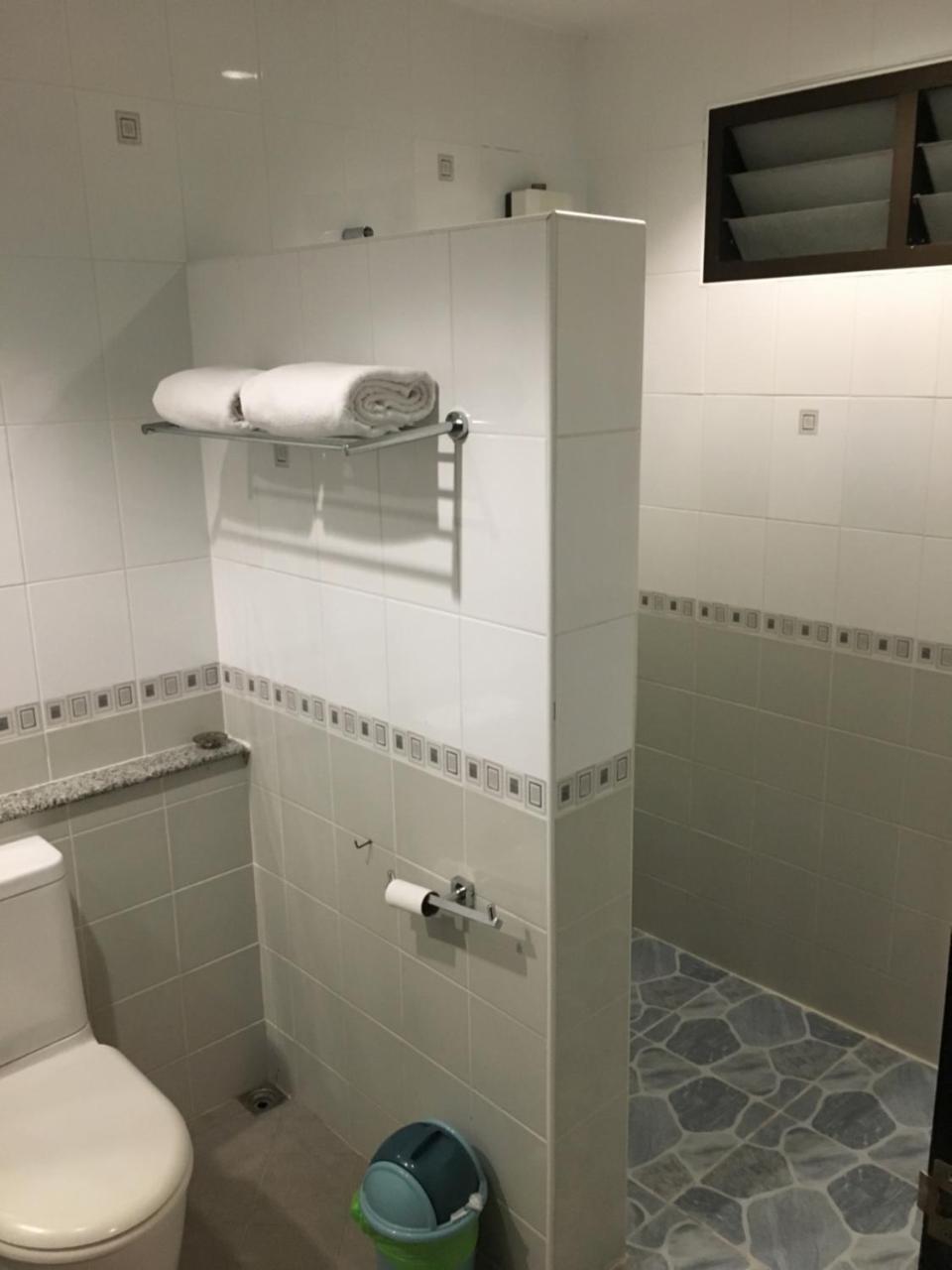 Zip & Restaurant Pattaya