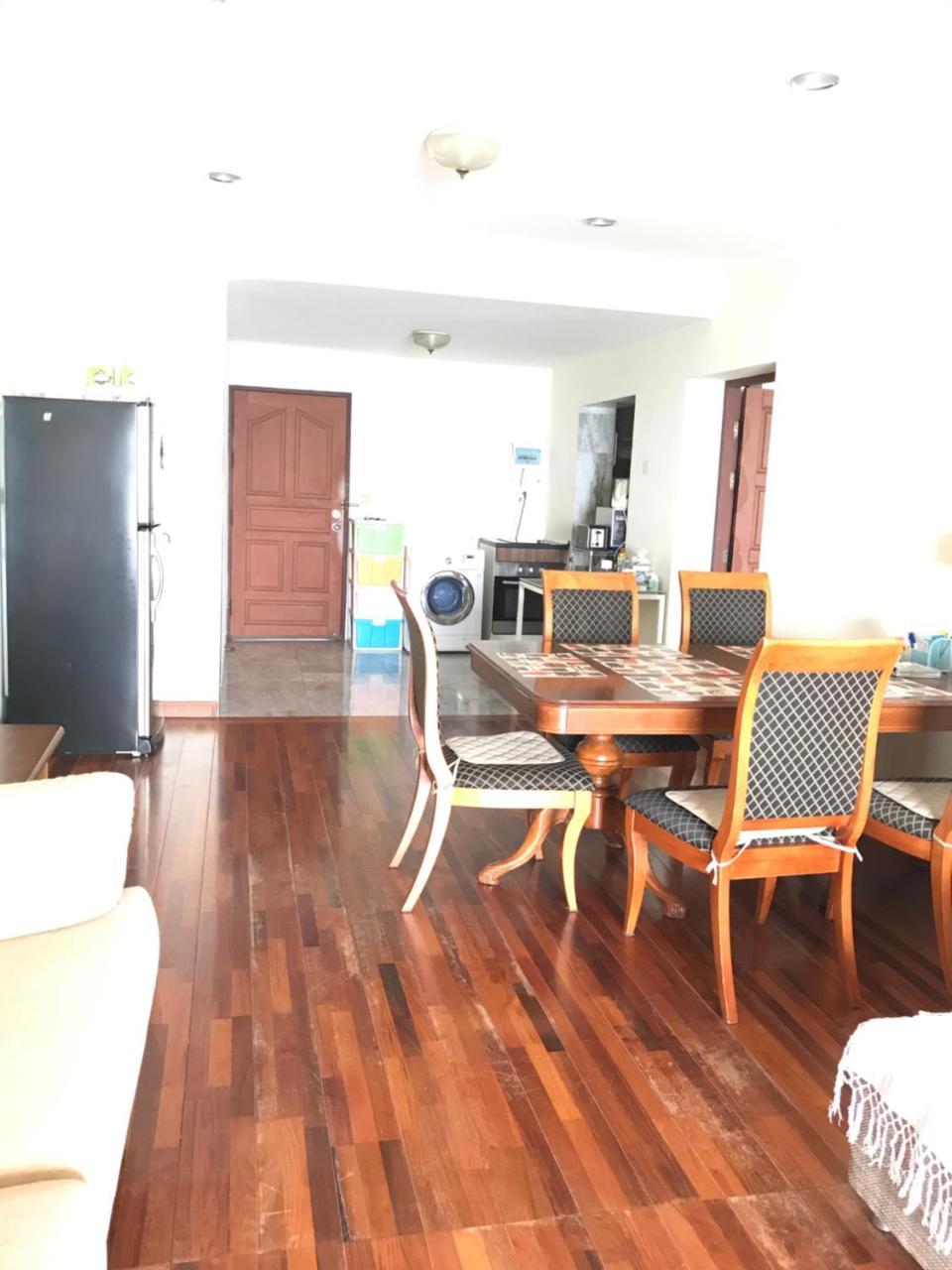 Krisda Golden Condotel Cliff & Park