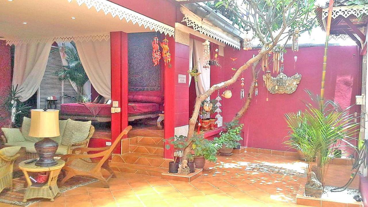 Amazing Tropical Family Thai Style Costs Included Pattaya