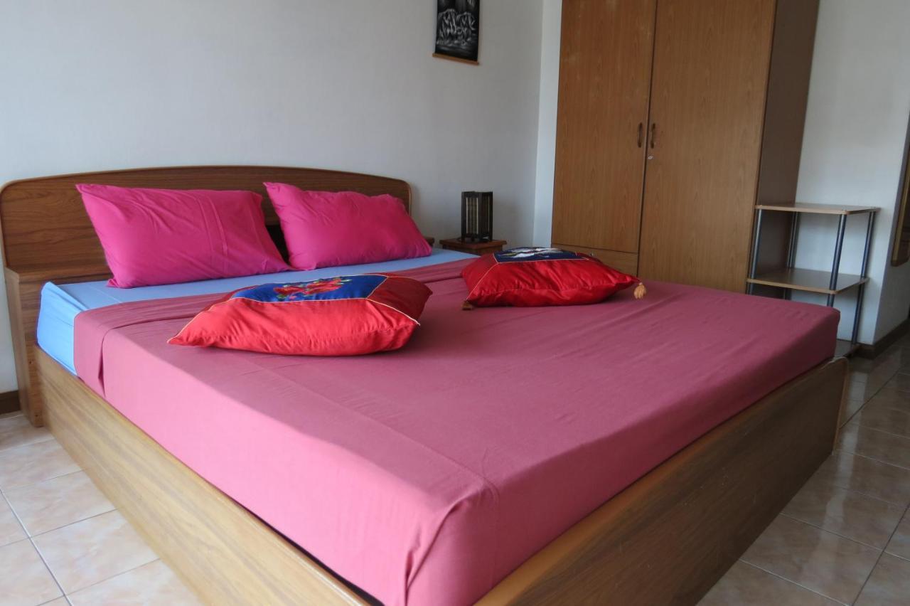 View Talay 1b Bed & Breakfast