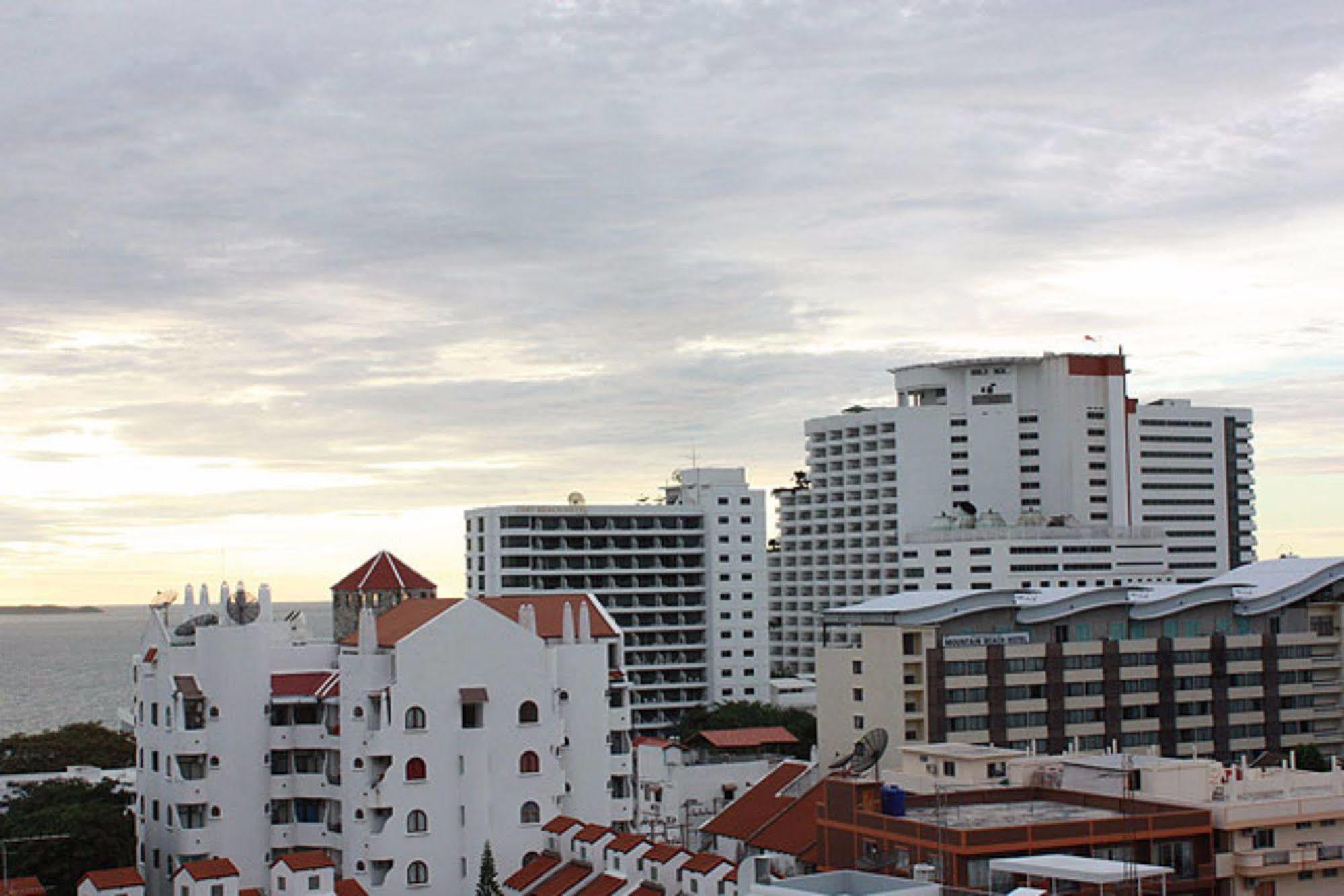 Phu View Talay Resort Pattaya