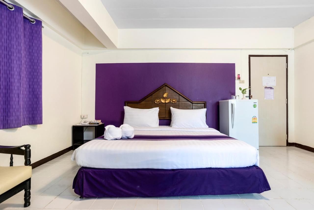 Sawasdee Sunshine Hotel