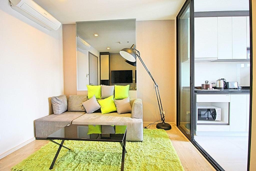 Apartment The Base - Large Luxury, 1 Bedroom, Sea View - Centre - 963