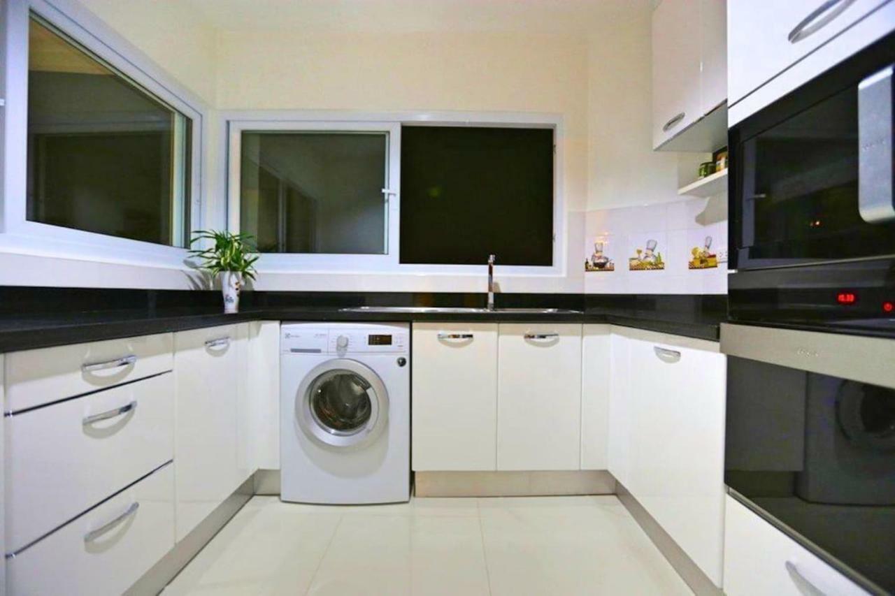 View Talay 6, 2 Bedrooms, Centre, Road Apartment Pattaya