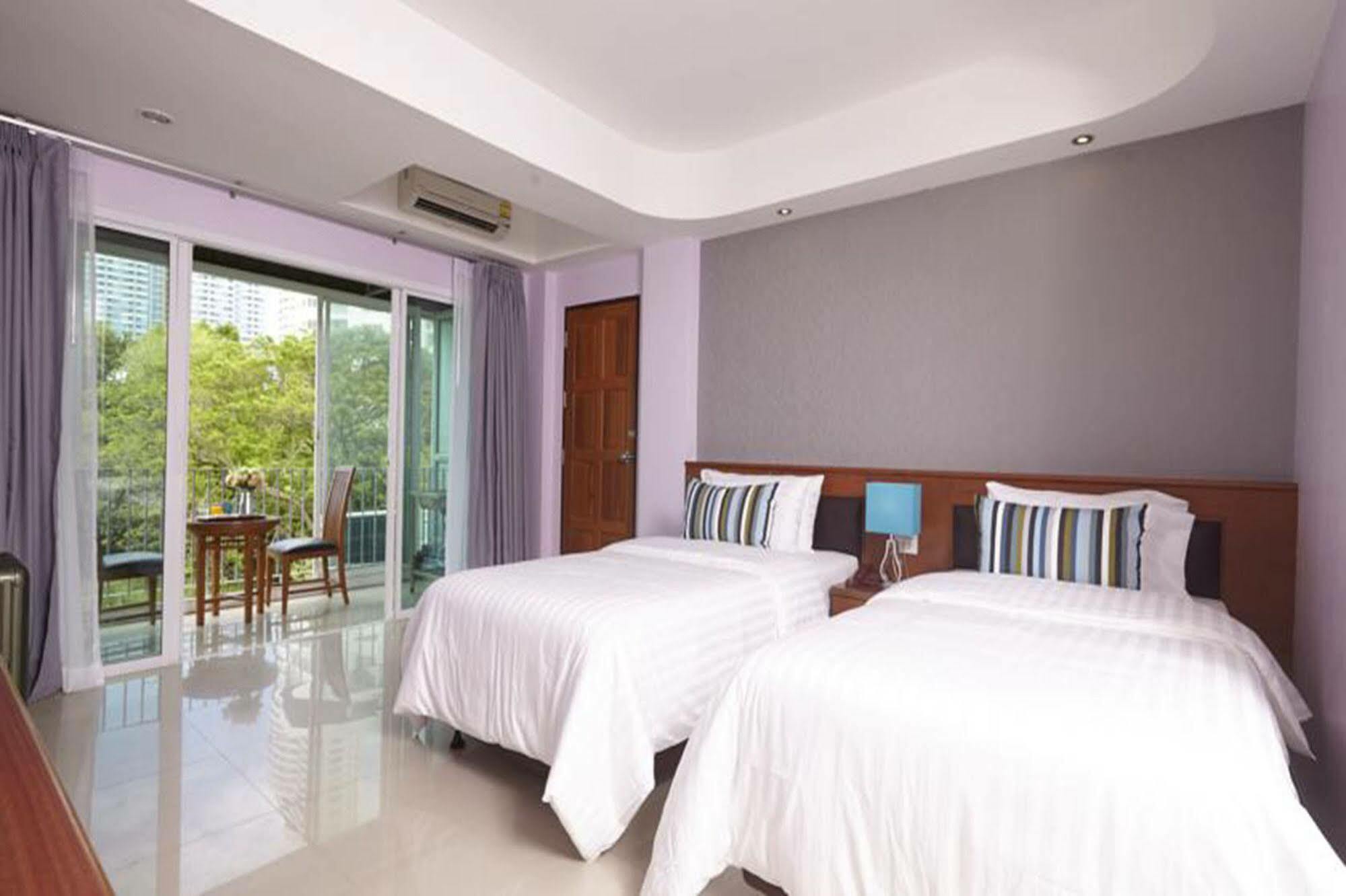 Kp Seaview Jomtien Hotel 3*