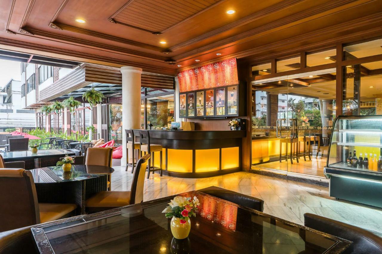 Mountain & Convention Center Hotel
