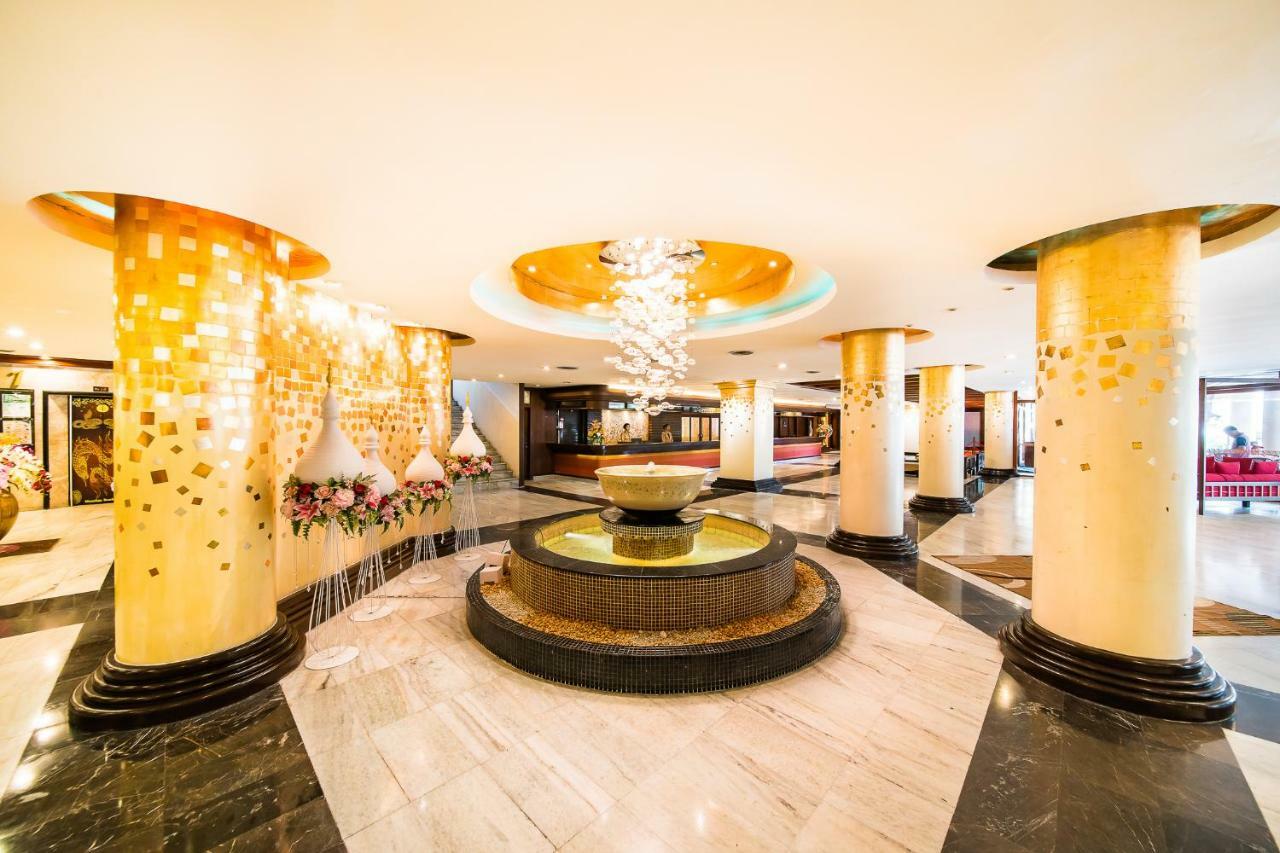 Mountain & Convention Center 4*