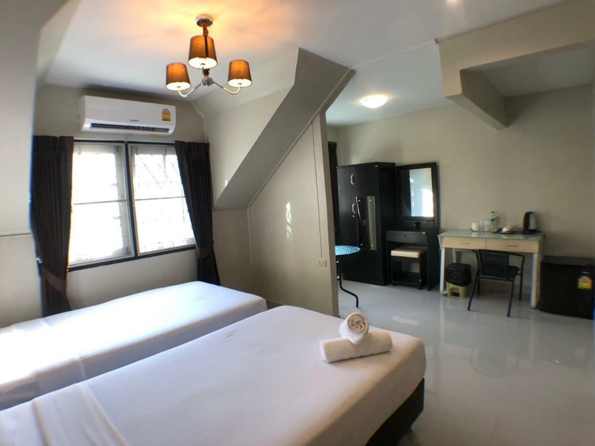 Sumalee Albergue Pattaya