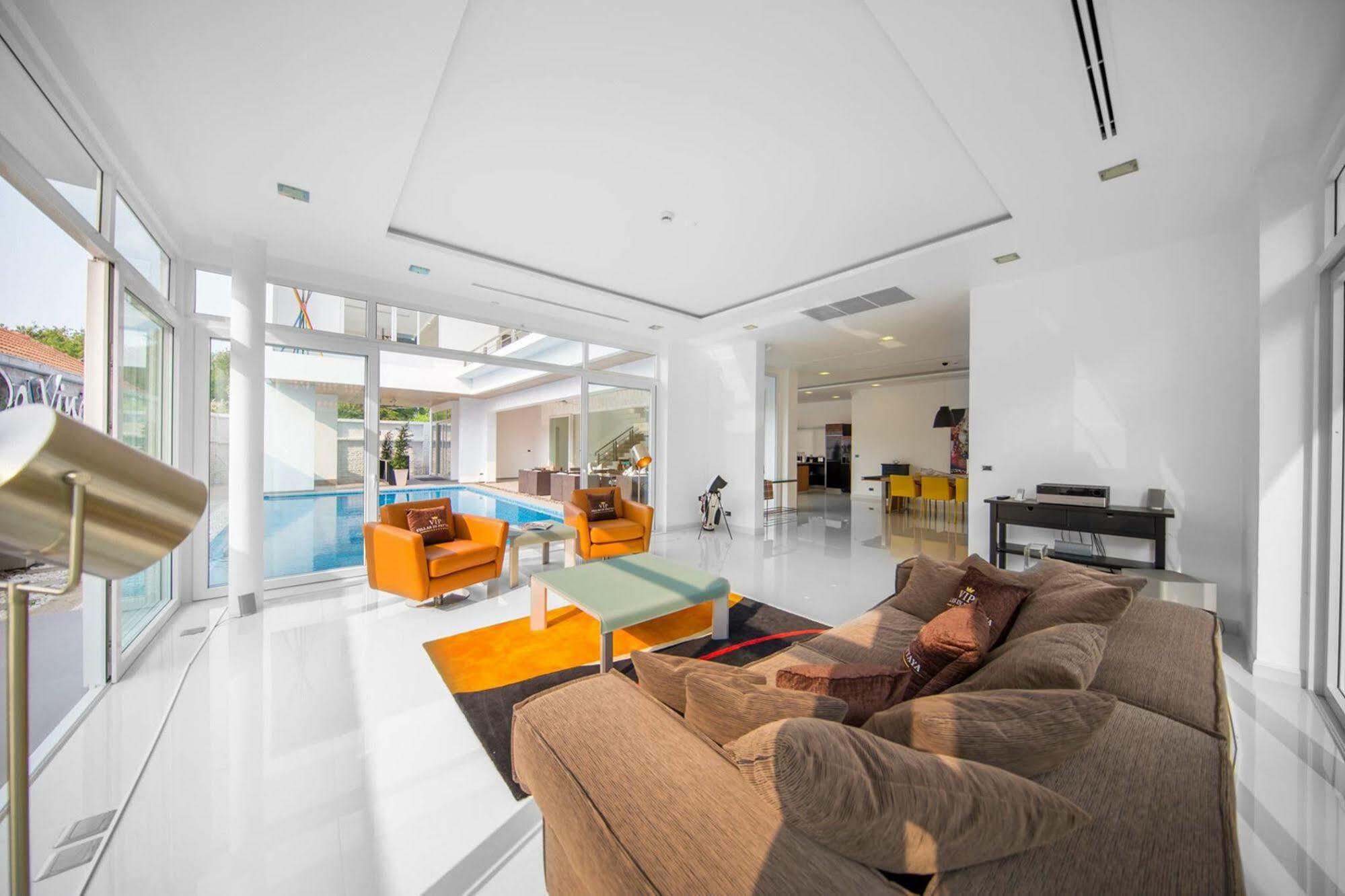 Davinci Pool Villa