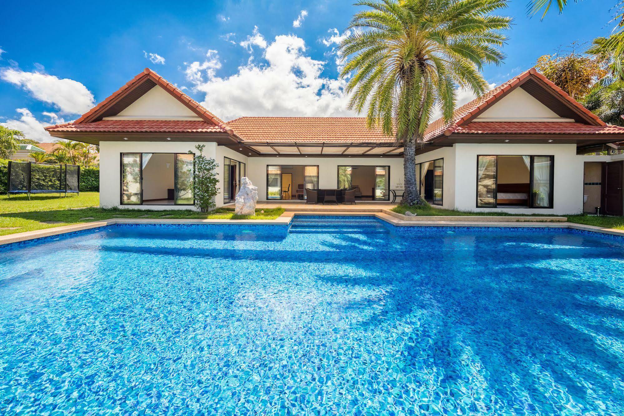 Davinci Pool