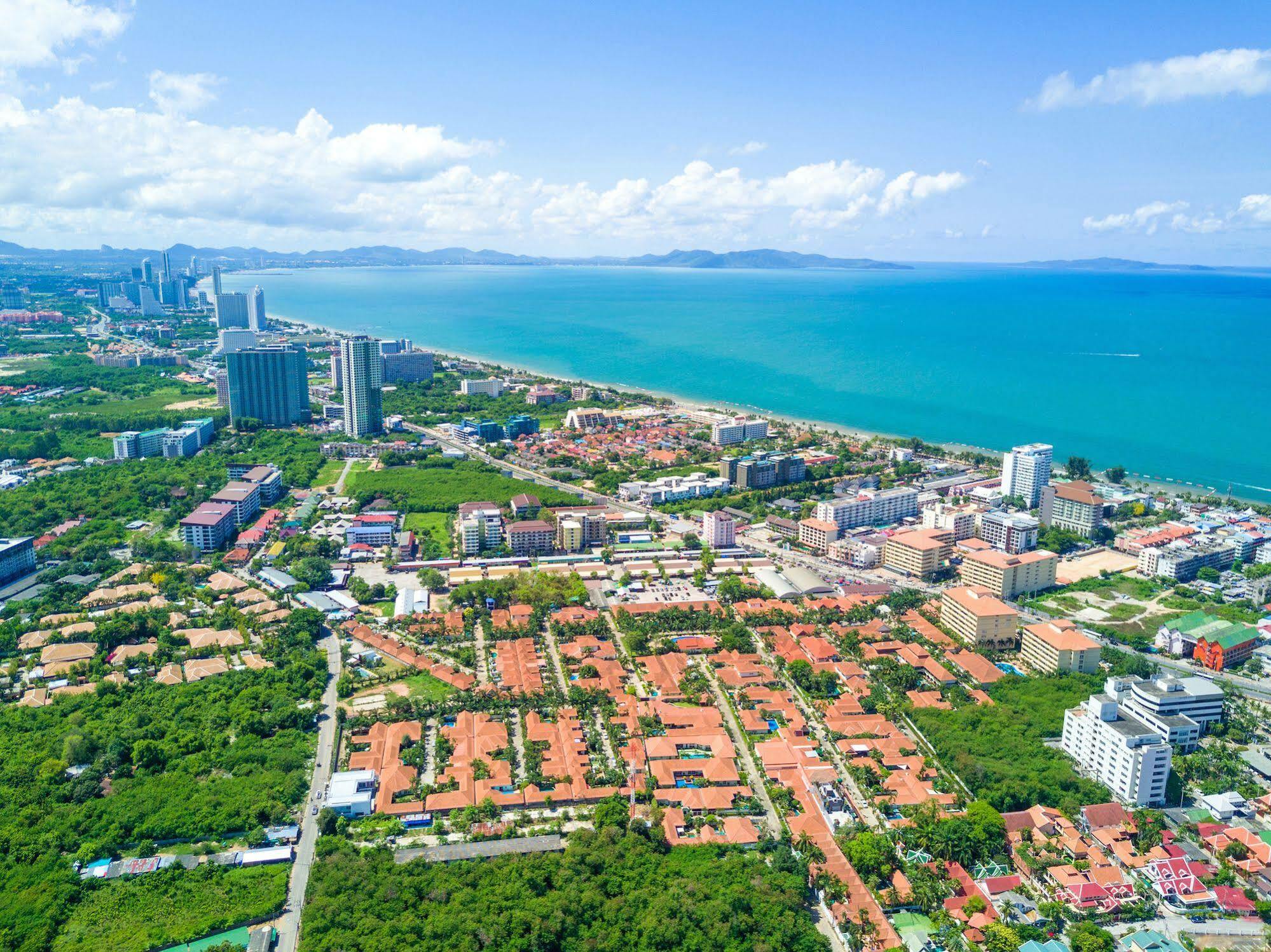 Davinci Pool Villa Pattaya