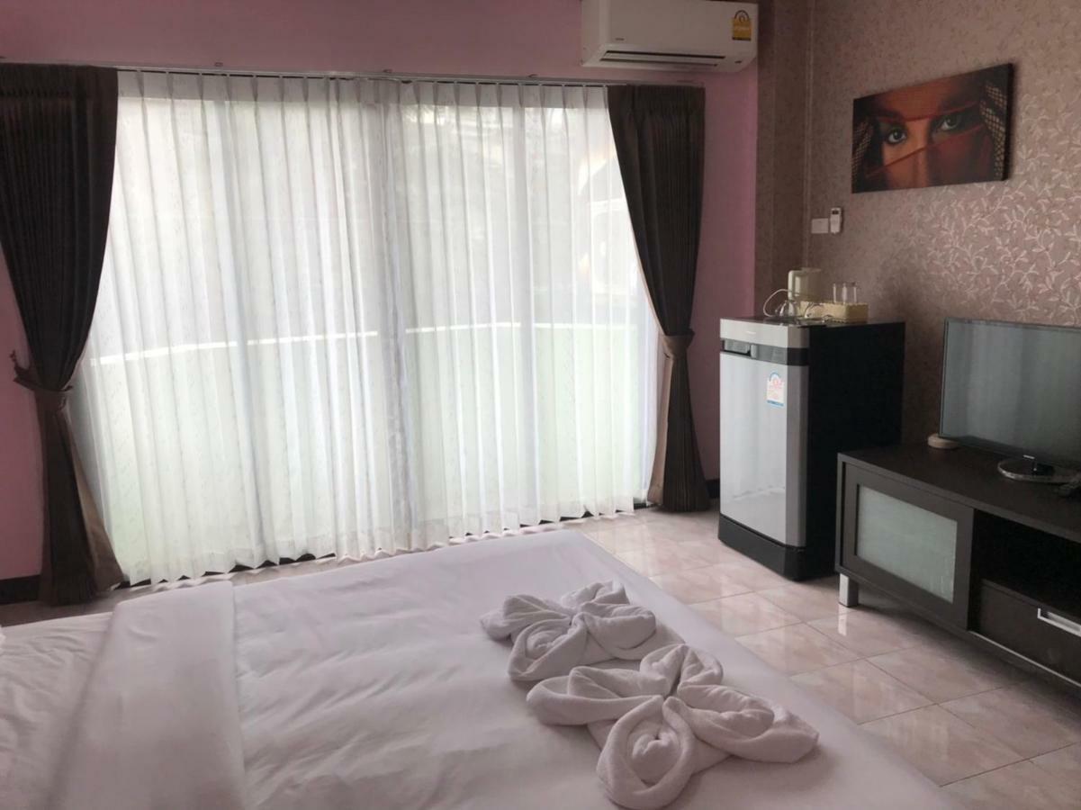 Place Hotel *