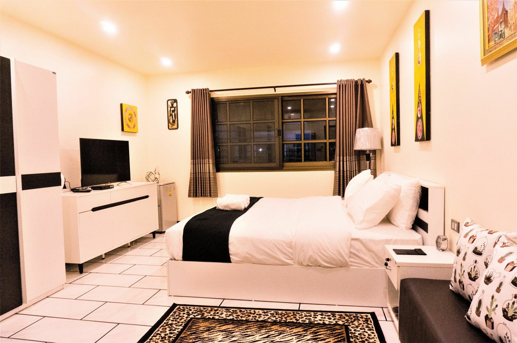 161 Hotel