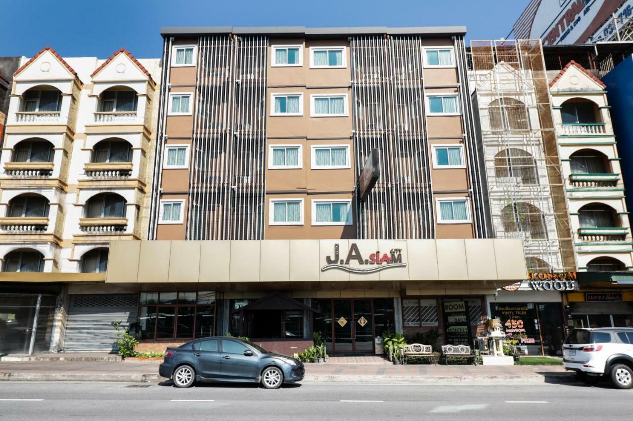 Hotel Oyo 120 Ja Siam Near Bangkok Hospital