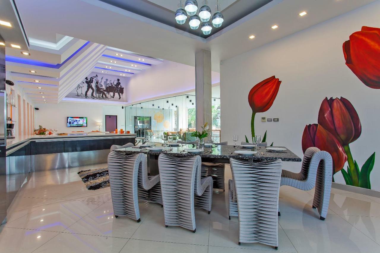 Villa Royale Grand *