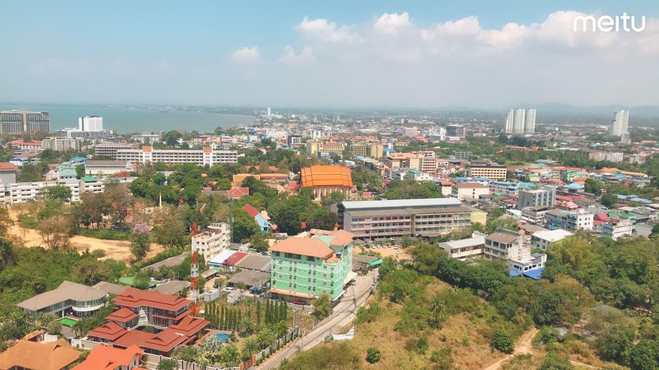 Lumpini Ville Naklua Apartment *