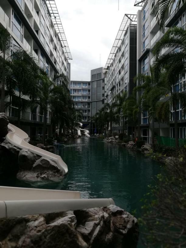 Centara Avenue 711 Apartment
