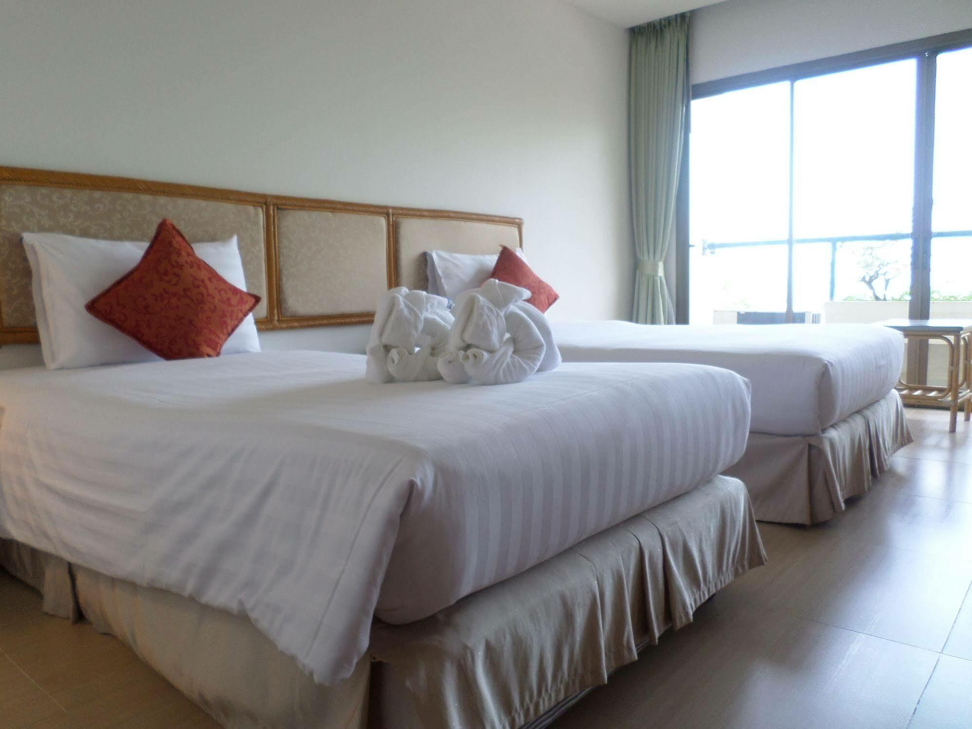 Hotel Nautical