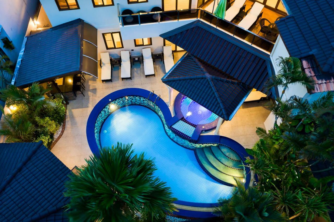 Vila Luxury Pool T1 Near Walking Street Pattaya