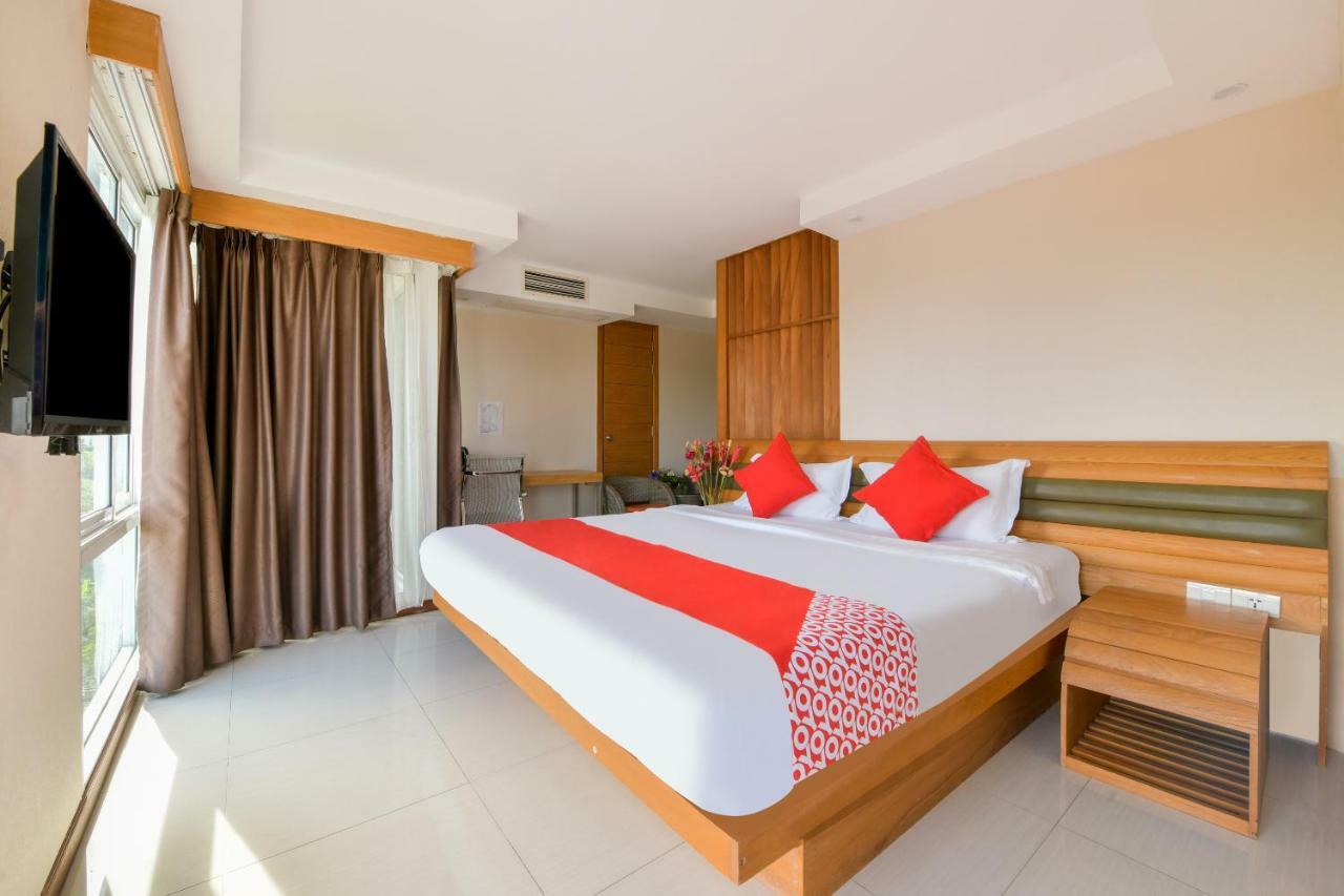 Oyo 143 Dday Resotel