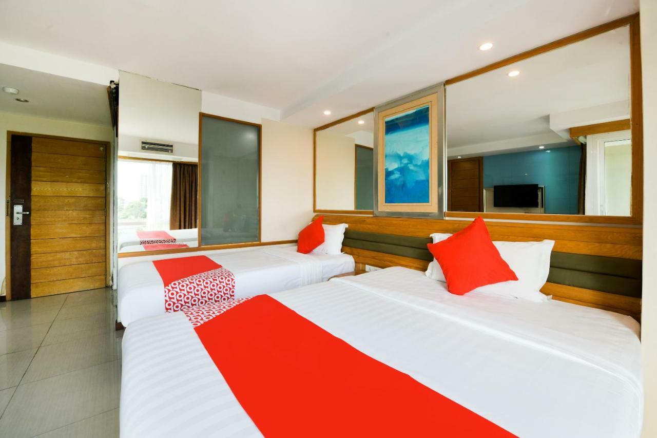 Oyo 143 Dday Resotel Hotel 4*